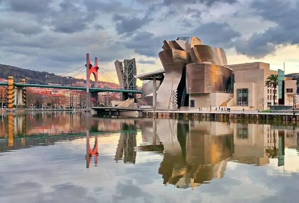 Familias Y Grupos - Muy Buena Ubicacion - Bilbao Apartment 0*,  Spain